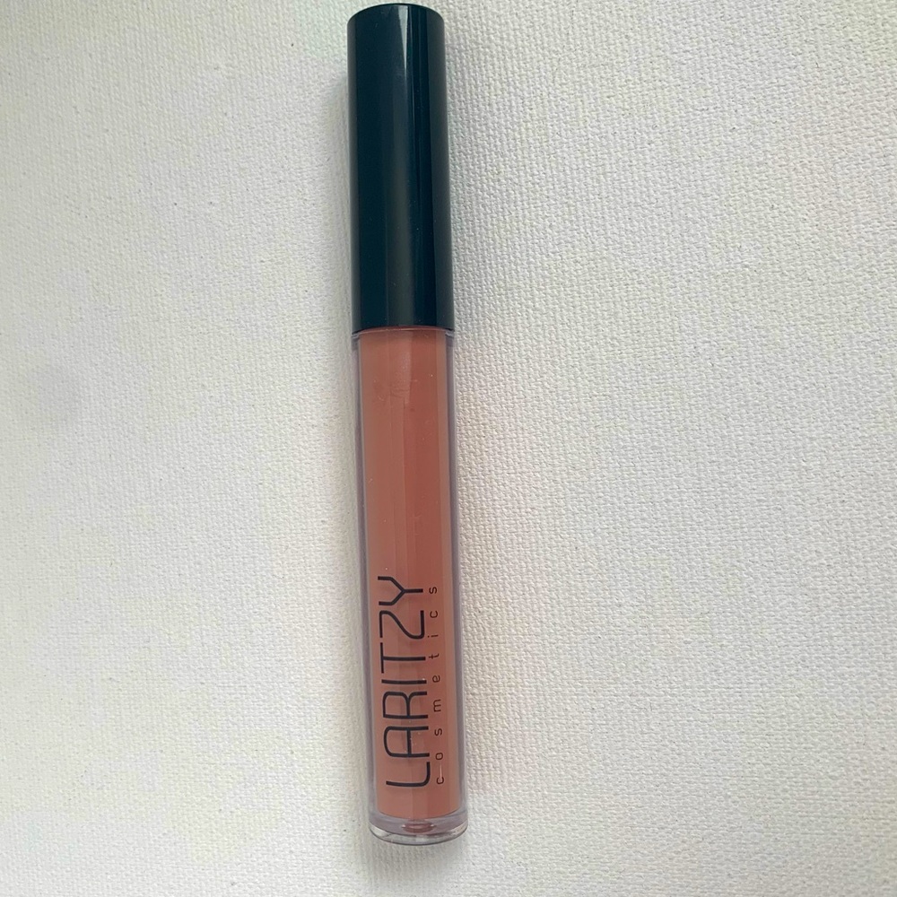 Larizty Brilliant Lipgloss